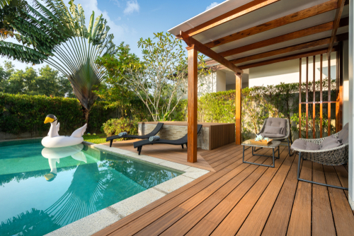 Enhancing Poolside Comfort with Outdoor Furniture